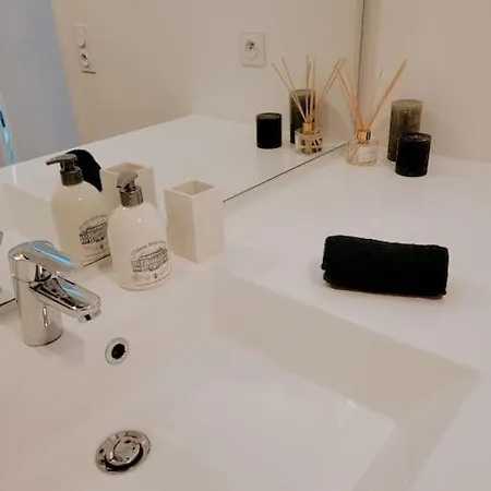 Appartement Calme Et Luxe A 5' Gare Et 18' Paris Centre & Cdg