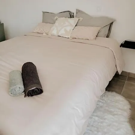 Calme Et Luxe A 5' Gare Et 18' Paris Centre & Cdg Appartement