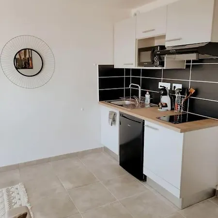 Calme Et Luxe A 5' Gare Et 18' Paris Centre & Cdg Appartement